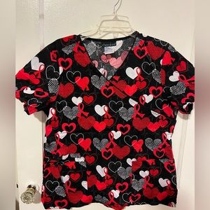 Cherokee Heart Awareness Scrub Nurses Top Size Large EUC